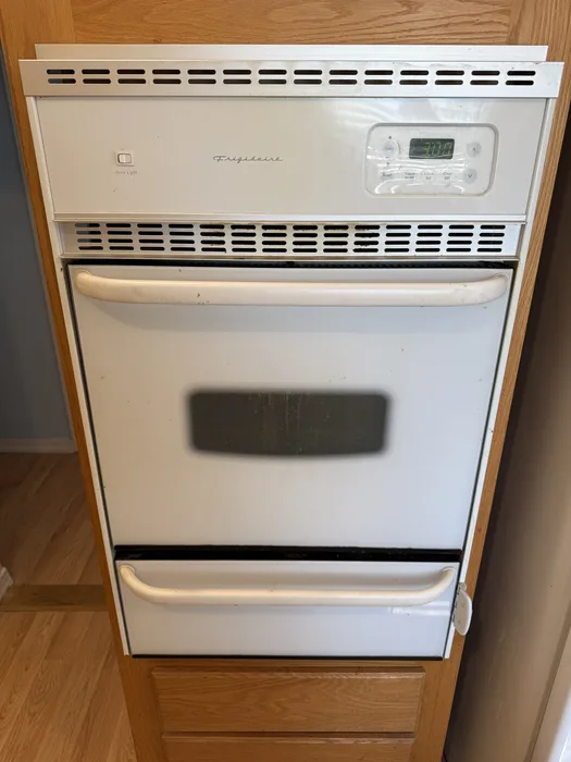 Frigidaire Wall Oven - Temperature sensor replaced