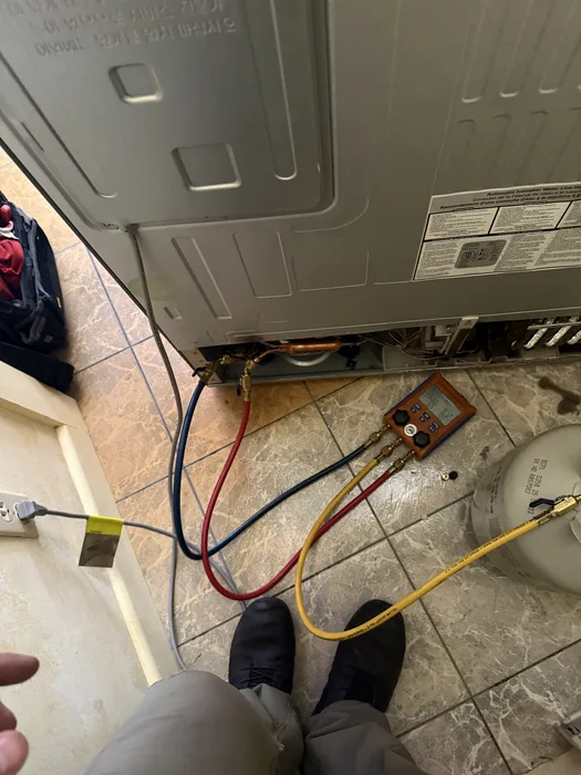 Refrigerator - Refrigerant recharge